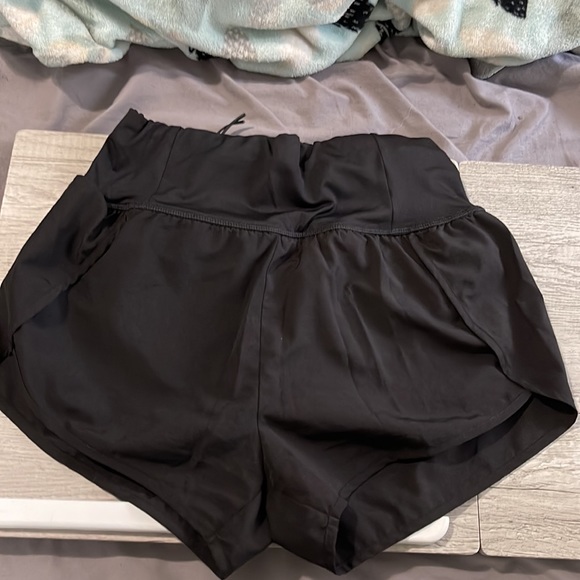 Short - Picture 5 of 5